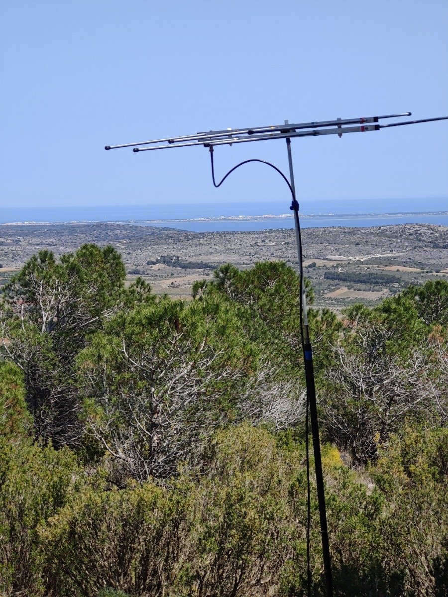 Antenne mit Blick auf Küste